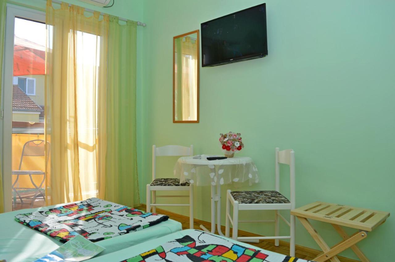 Apartment And Rooms Katica Biograd Na Moru Exterior foto