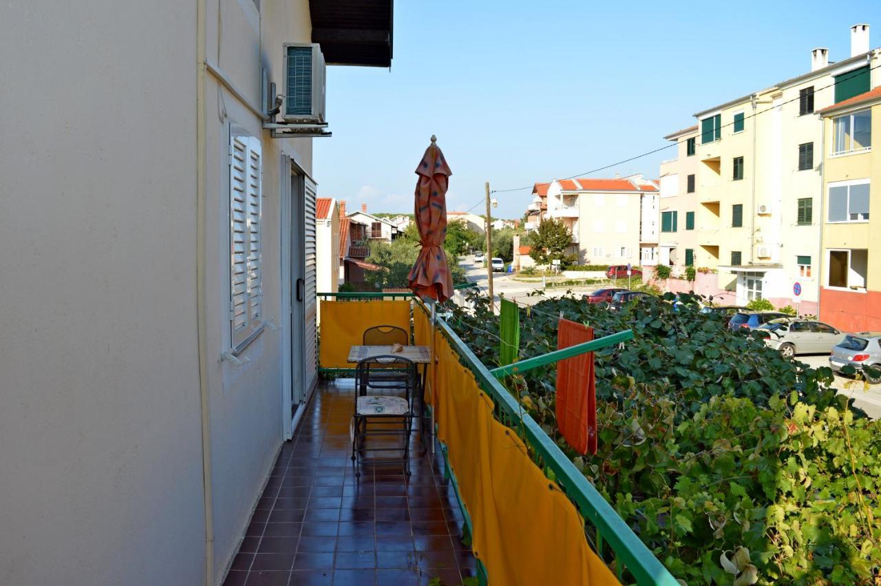 Apartment And Rooms Katica Biograd Na Moru Exterior foto