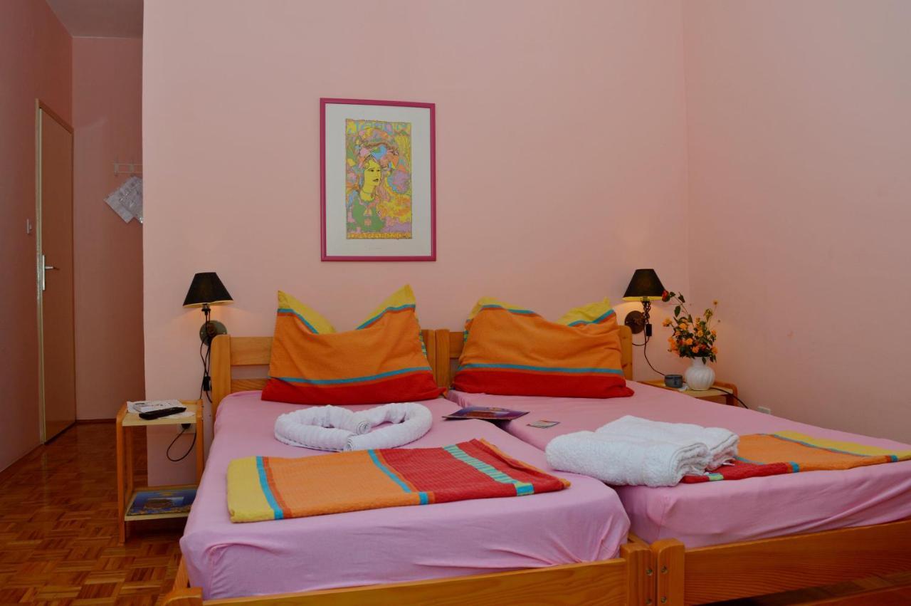 Apartment And Rooms Katica Biograd Na Moru Exterior foto